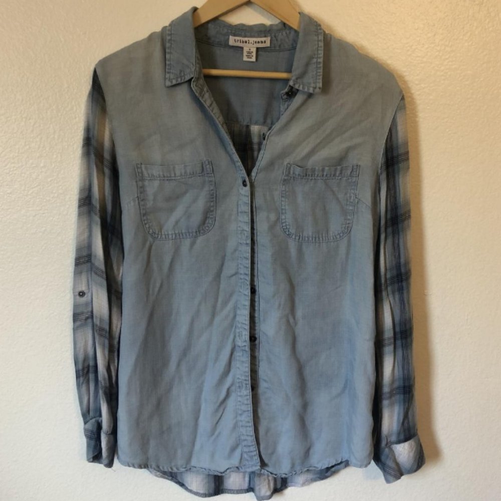 Tribal Jeans Plaid Panel Button Down Chambray Top